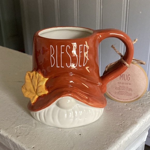 BNWT- 18floz- Fall- Harvest- BELIEVE- Figural Gnome- Hand Painted Ceramic Mug 🍁 - Picture 5 of 17